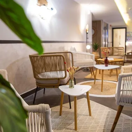 Hotel Zenitude La Valadiere, Ascend Collection