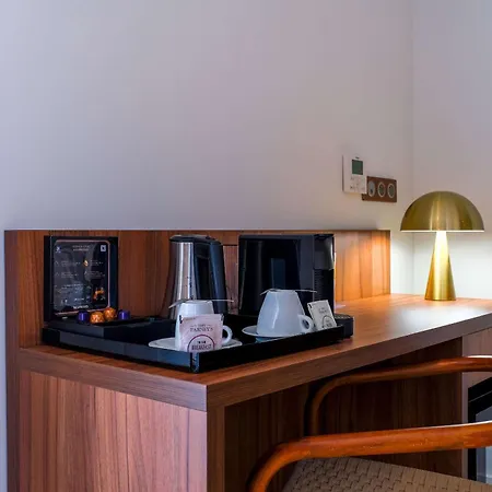 Hotel Zenitude La Valadiere, Ascend Collection 4*