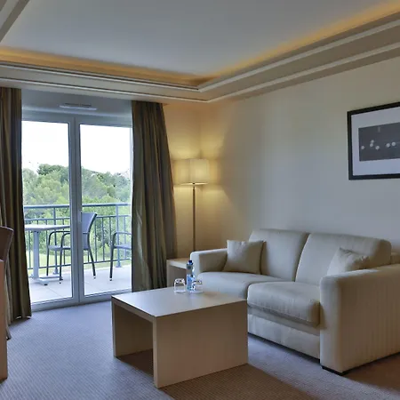 Zenitude La Valadiere, Ascend Collection 4*