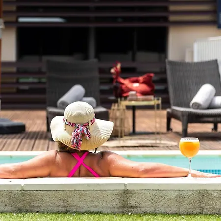 Zenitude La Valadiere, Ascend Collection 4* Juvignac