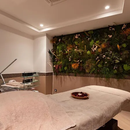 Hotel Zenitude La Valadiere, Ascend Collection