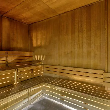 Zenitude La Valadière, An Ascend Collection Hotel