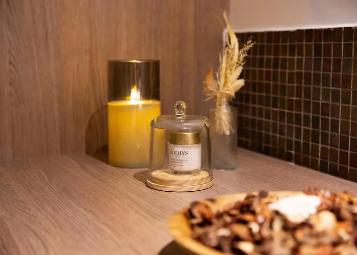 Zenitude La Valadiere, Ascend Collection 朱维那科
