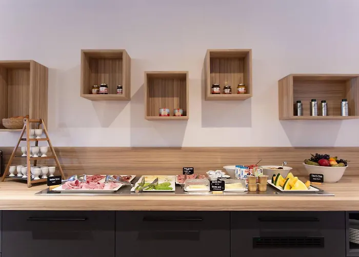 酒店 Zenitude La Valadiere, Ascend Collection 朱维那科