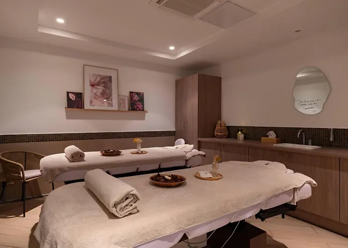 Zenitude La Valadiere, Ascend Collection 4* 朱维那科
